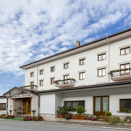 Hotel Trieste Roccaraso Buitenkant foto