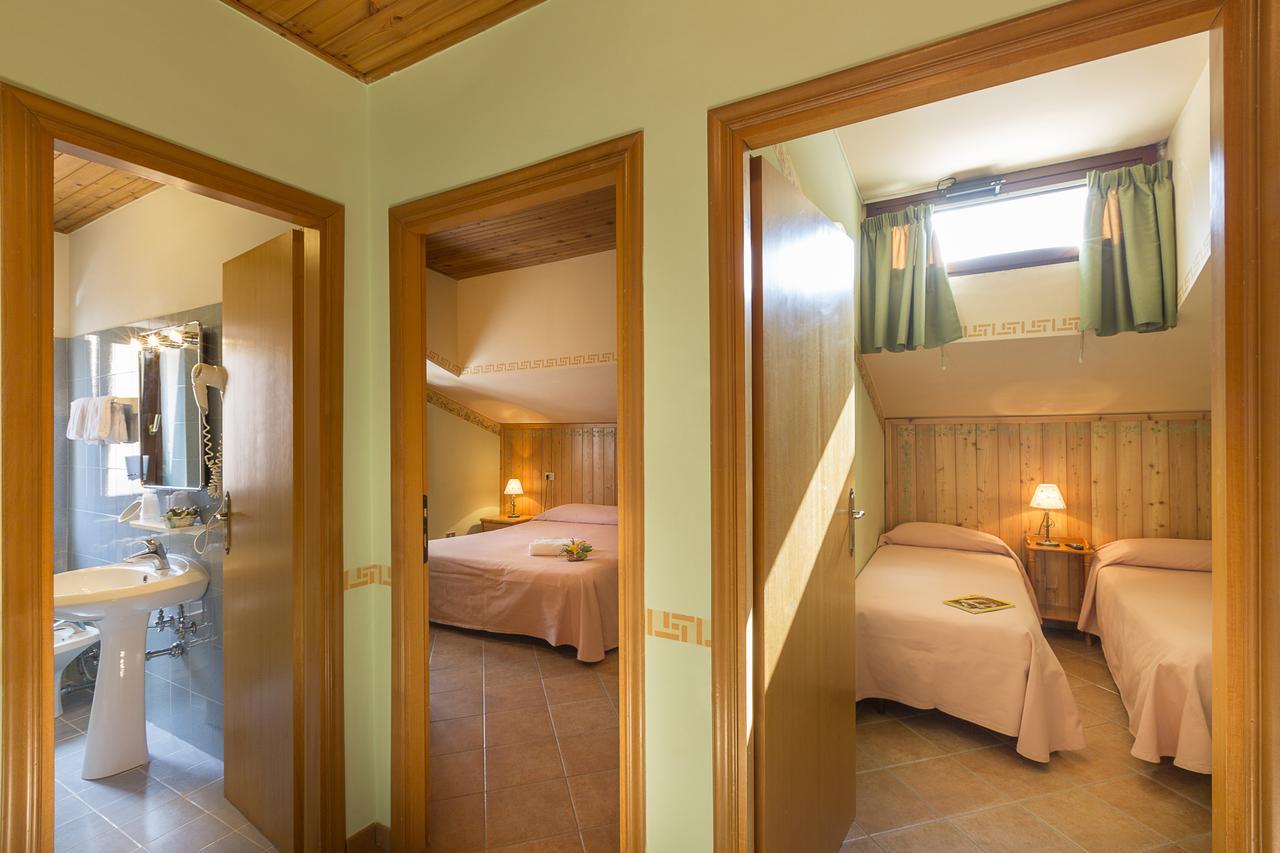 Hotel Trieste Roccaraso Buitenkant foto